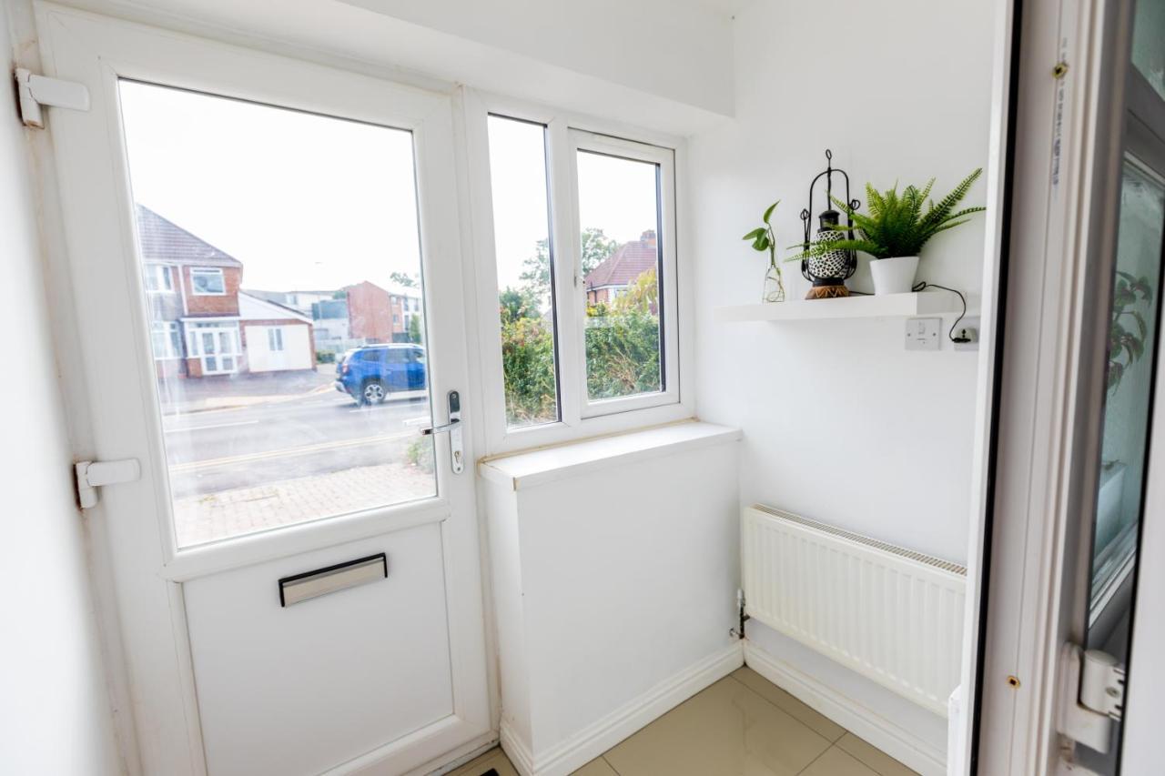 Comfortable Stays - Shirley, Solihull Kültér fotó