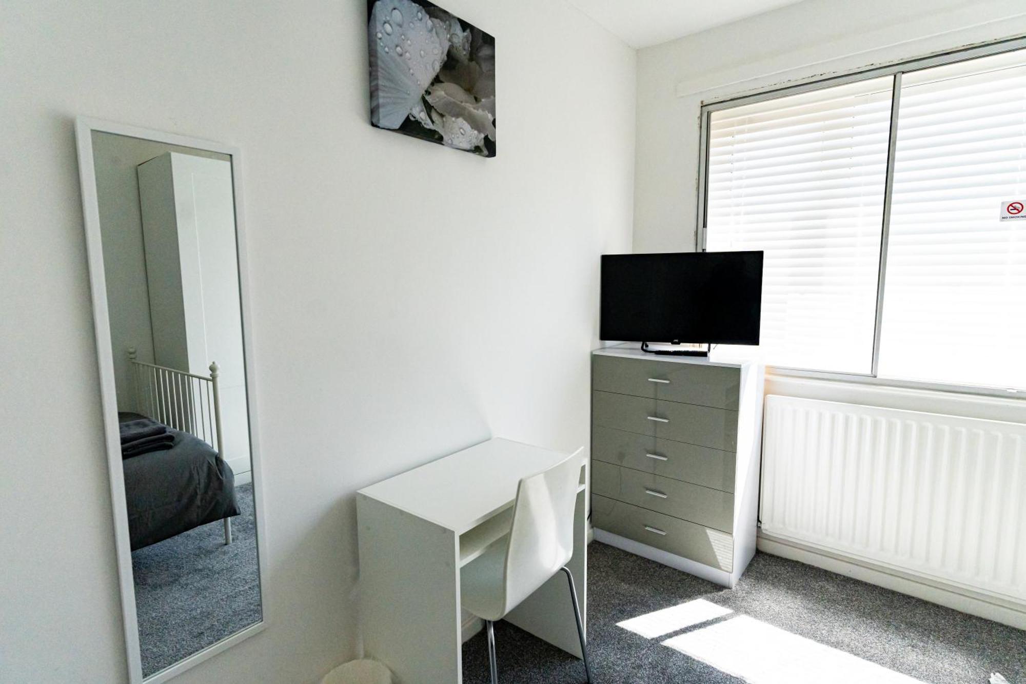 Comfortable Stays - Shirley, Solihull Kültér fotó